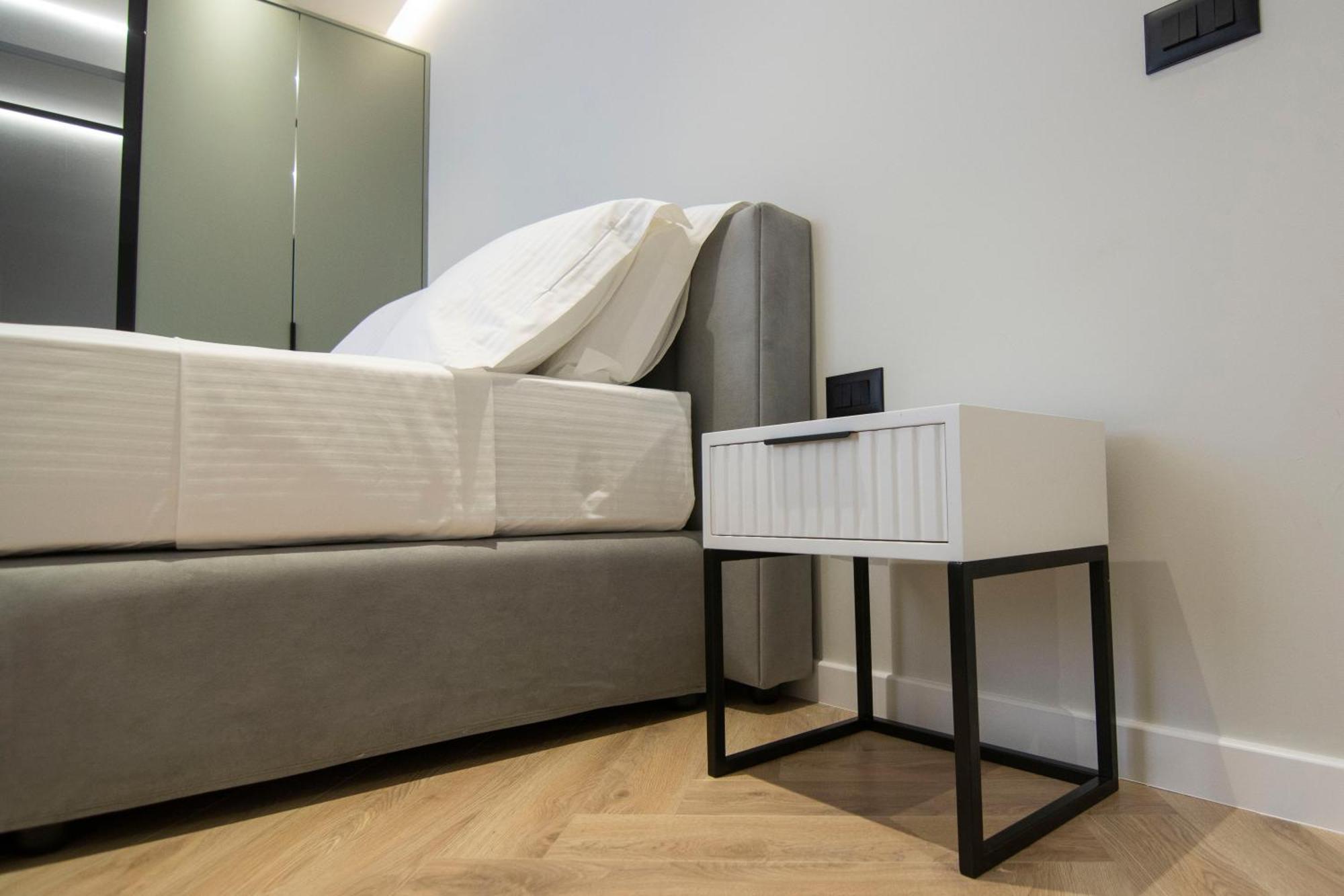 Mina Luxury