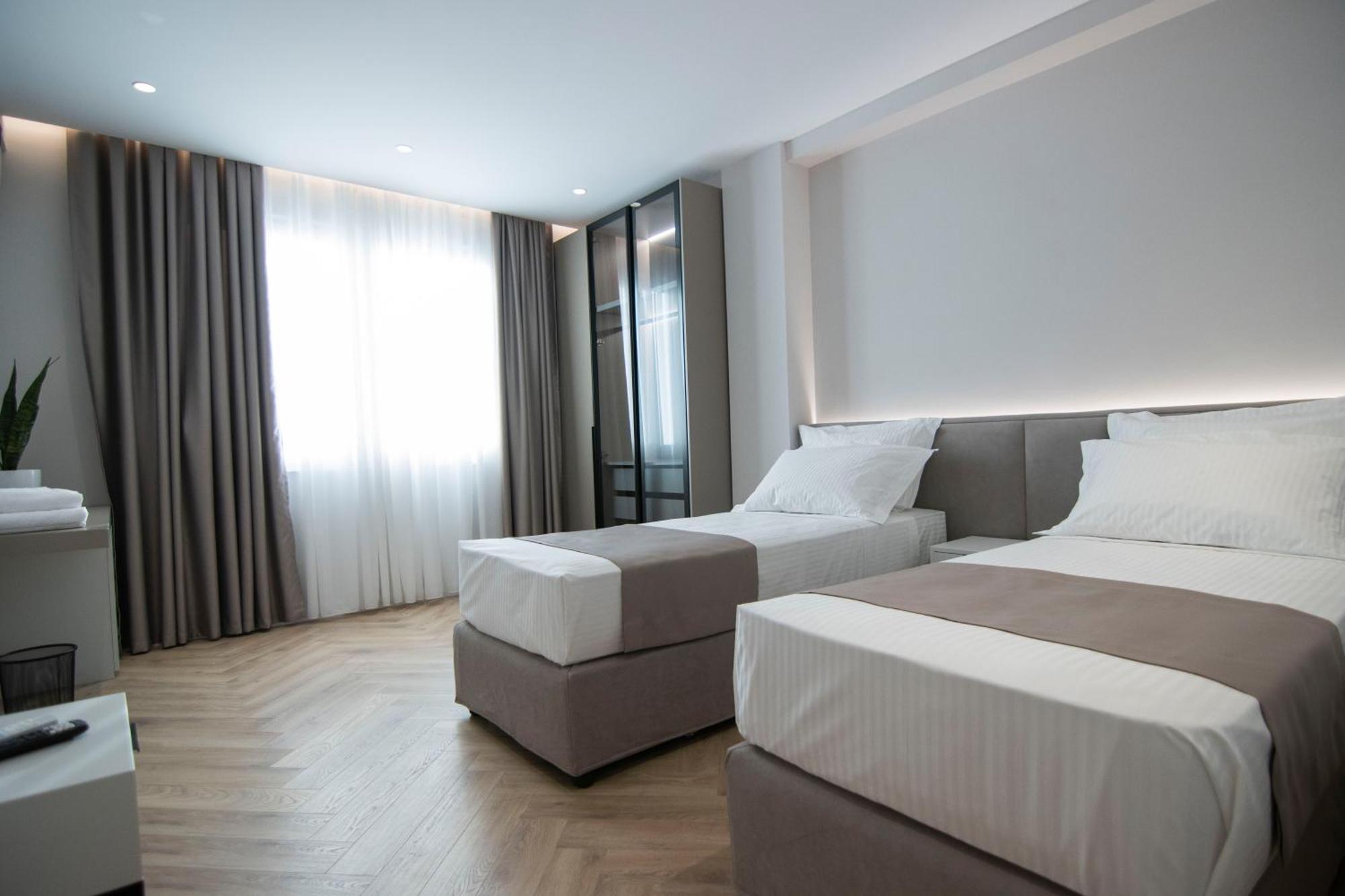 Apartment Mina Luxury Tirana