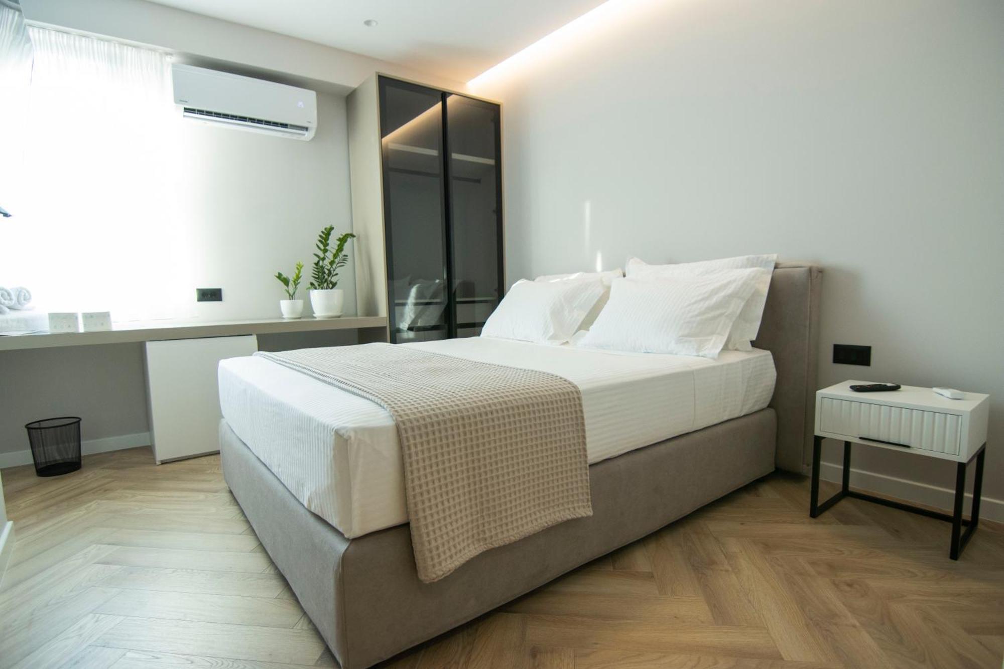 Mina Luxury Tirana